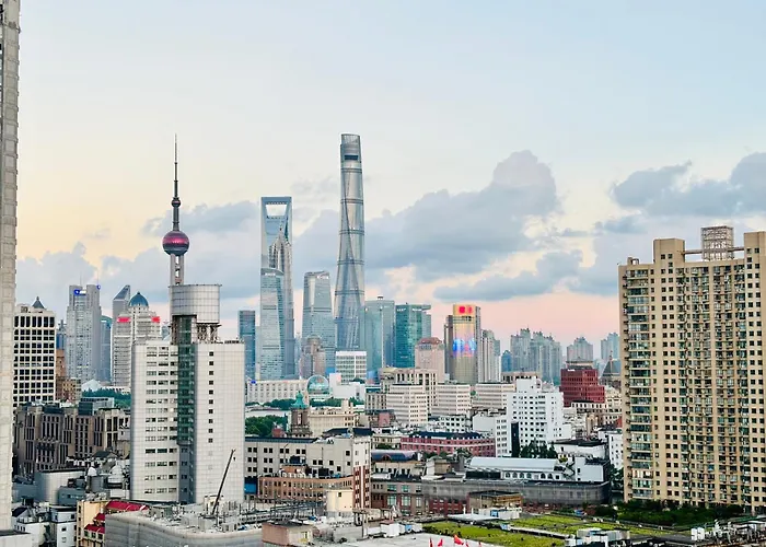 Shanghai Bund View Apartment